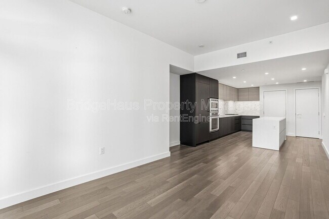 Building Photo - 1388 Kettner Blvd