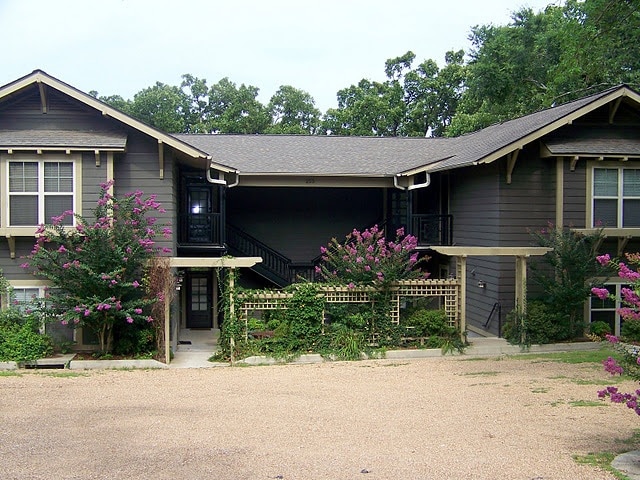 Primary Photo - 255 Fletcher Ave