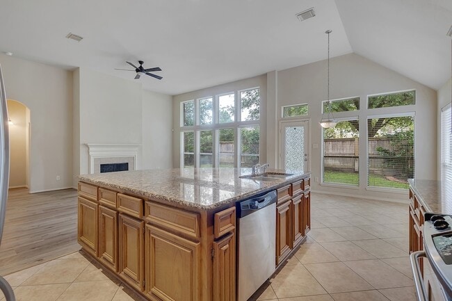Building Photo - 3711 Rocky Ledge Ln