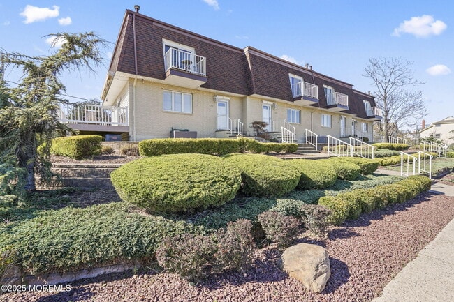 Building Photo - 448 Ocean Blvd