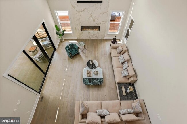 Building Photo - 12321 Potomac Hunt Rd