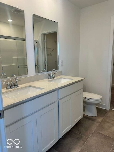 Building Photo - 820 Hardin Pl