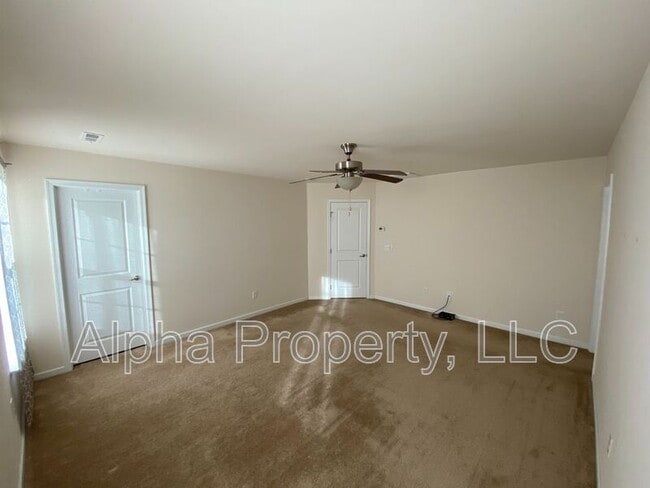 Building Photo - 308 Corday Ln
