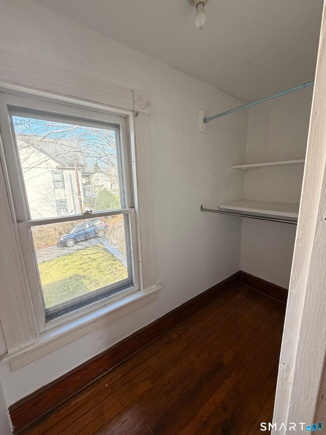 Building Photo - 30 Sunset Ave