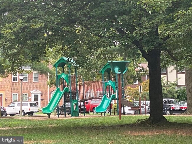 Building Photo - 2822 Hogan Ct