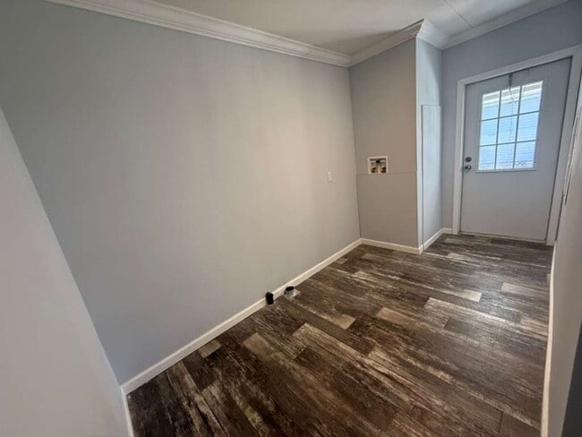 Building Photo - BEAUTIFUL +55 HOA COMMUNITY- AVAILABLE FOR IMMEDIATE MOVE IN!!