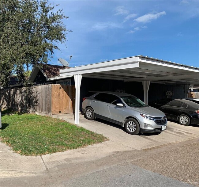 Building Photo - 2714 Ringold Cir