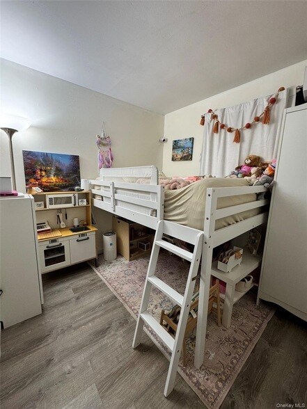 Building Photo - 140 N 21st St