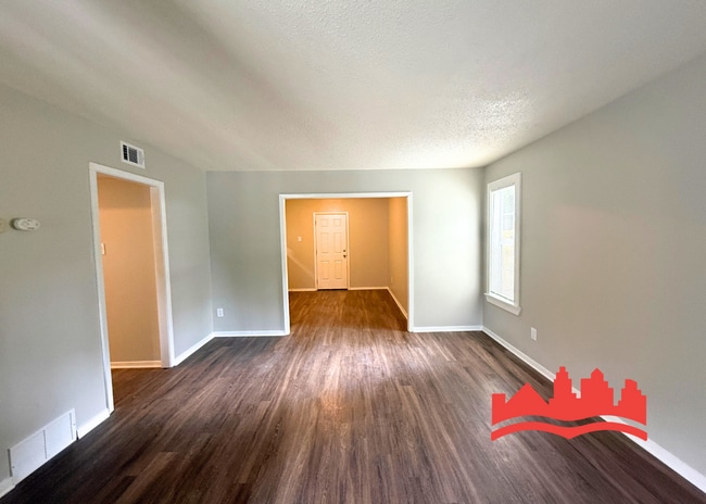 Building Photo - 3907 Lowin Cove