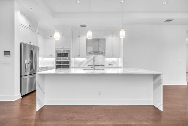 Building Photo - 13482 Artisan Cir