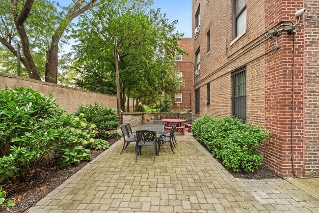 Building Photo - 50 Glenwood Ave