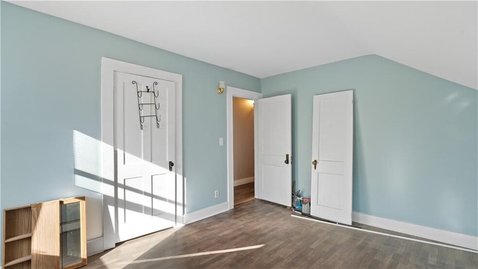 Building Photo - 21 Highland Ave