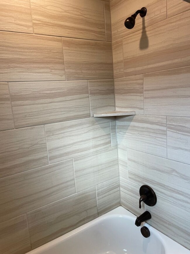 Building Photo - Available Now | Beautiful Single-Story 4 Bed, 2.5 Bath | Covered Patio | Close to Fort Cavazos | ...