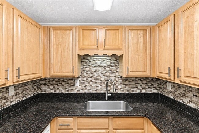 Building Photo - 3065 Destin Cir