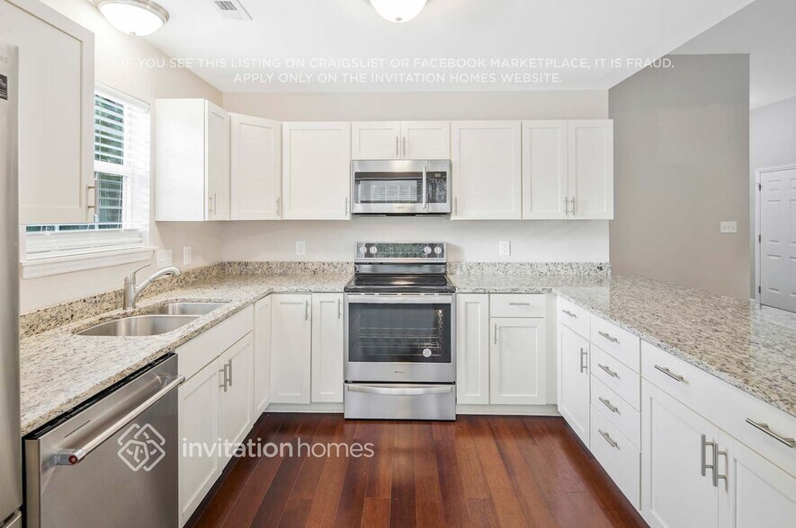 Building Photo - 9102 Eaker Ct