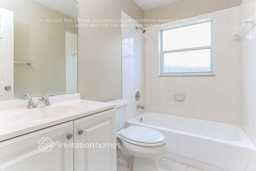 Building Photo - 16122 SW 79th Terrace