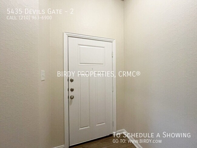 Building Photo - 5435 Devils Gate