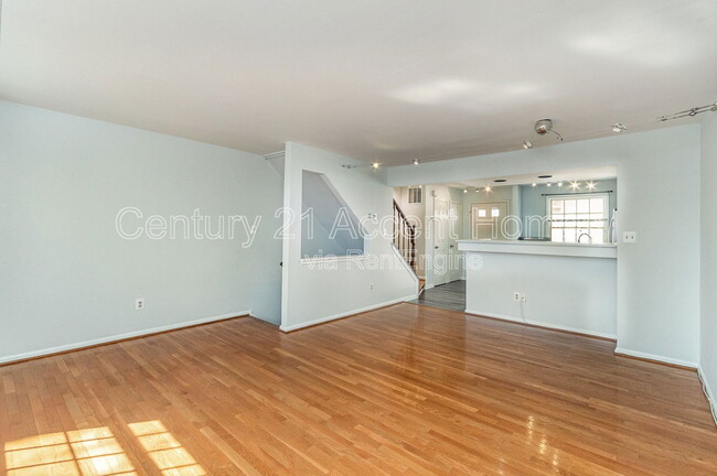 Building Photo - 5028 9th St S