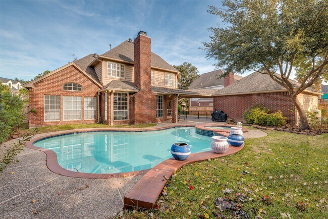 Building Photo - 5534 Honor Dr