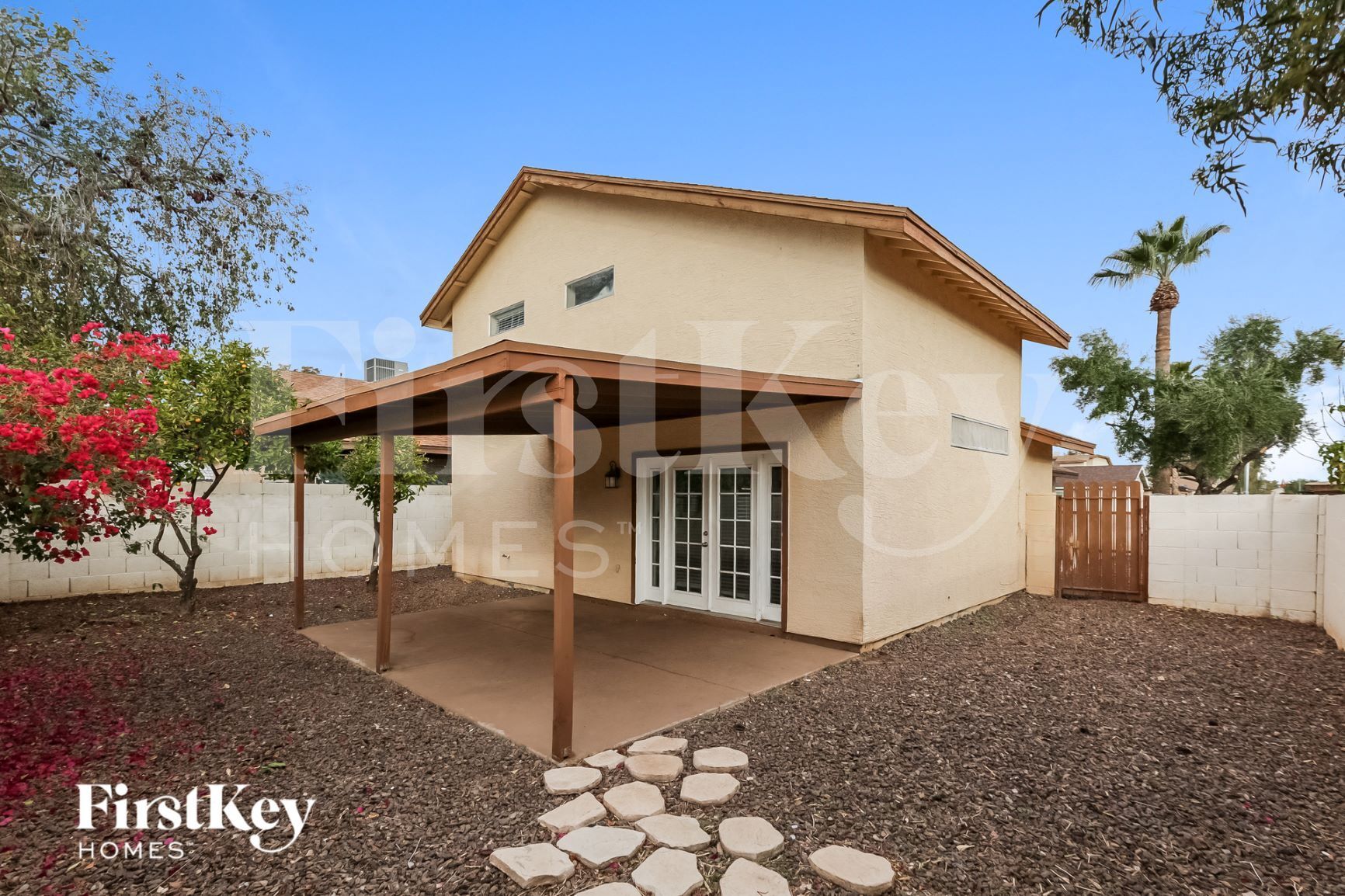 Building Photo - 8123 W Shangri La Rd