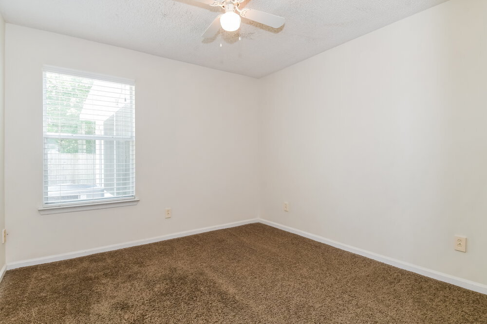 Building Photo - 175 Nadia Michelle Ct S