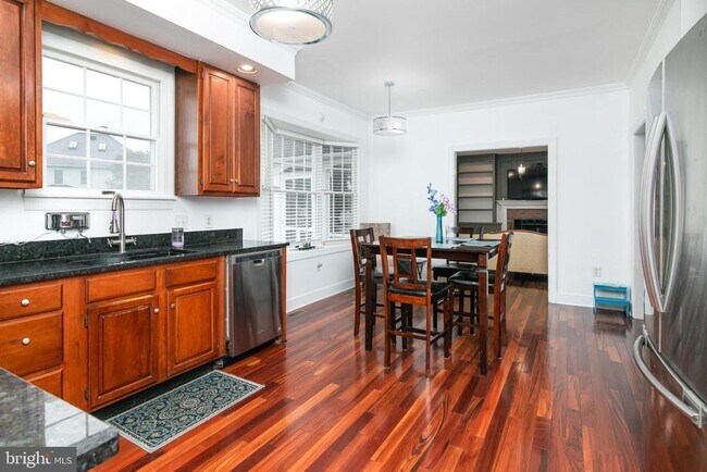 Building Photo - 5444 E Nithsdale Dr