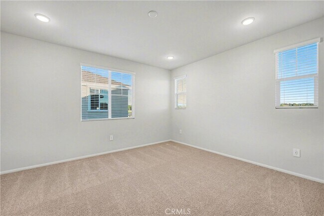 Building Photo - 28506 Via Priorat