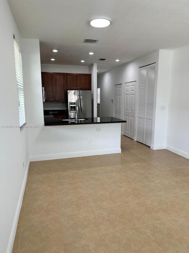 Building Photo - 970 SW 147th Ave