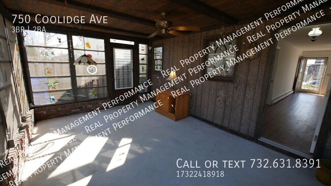 Building Photo - 750 Coolidge Ave