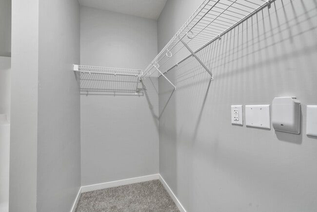 Building Photo - Bluestem Apartments
