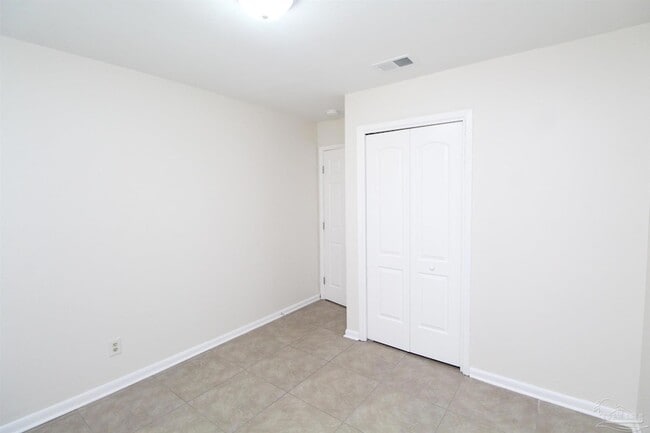 Building Photo - 5207 Charbar Dr