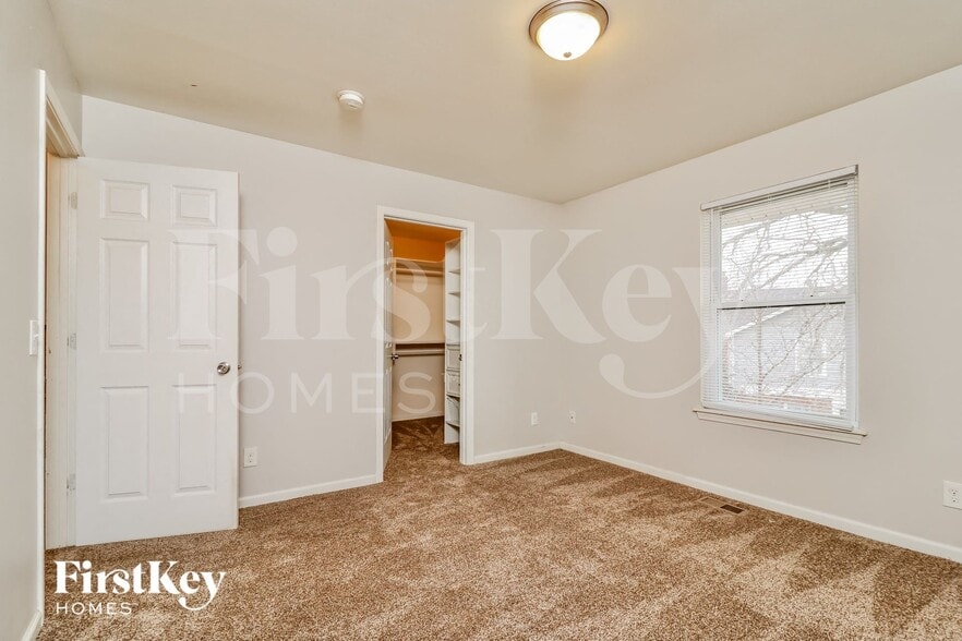 Building Photo - 1831 Florine Ct