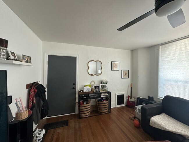 Building Photo - 1266 Lafayette St