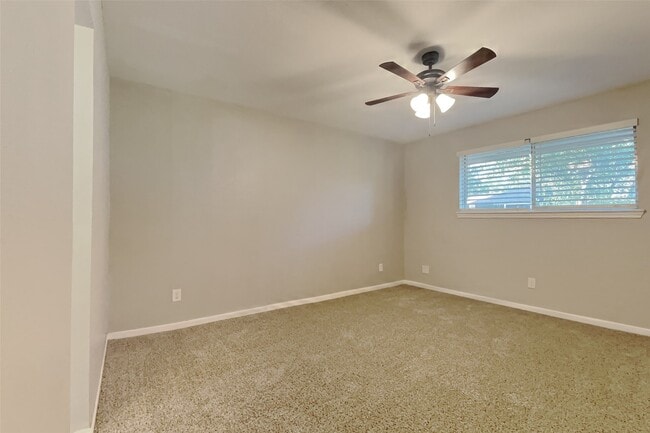 Building Photo - 2311 Whispering Wind Ln