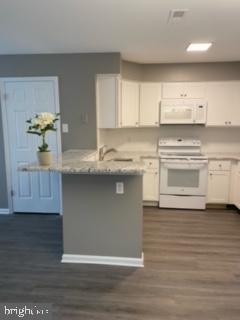 Building Photo - 1711 Foxmeadow Cir