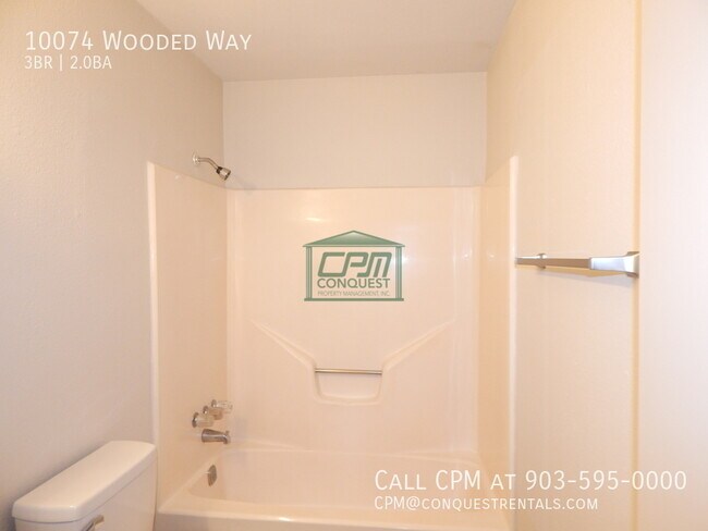 Building Photo - 10074 Wooded Way
