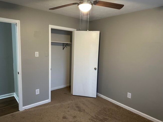 Building Photo - 3309 Kenesaw Dr