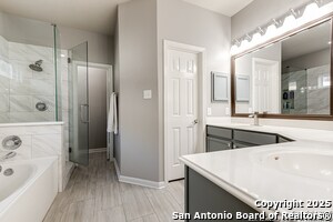 Building Photo - 2026 Thicket Trail Dr
