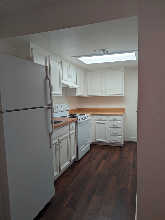 Building Photo - 3220 Figler Ct