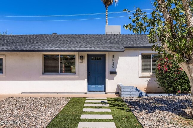 Building Photo - 8020 E Monte Vista Rd