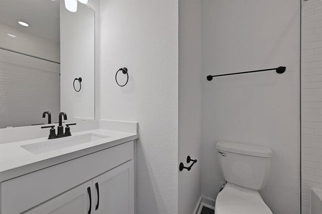 Building Photo - 7712 Boyd Hvn Dr