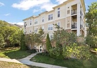 Building Photo - 3820 Lightfoot St