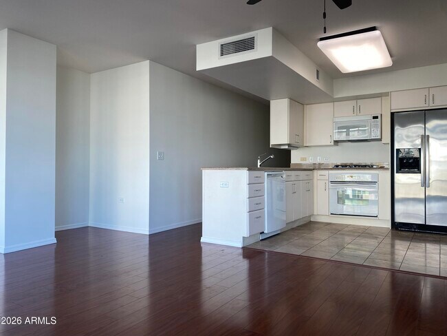 Building Photo - 4808 N 24th St