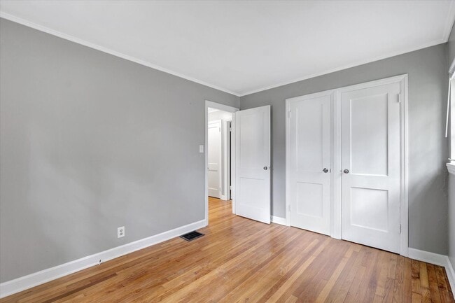 Building Photo - Sublease Available February 1st, 2026- Cha...