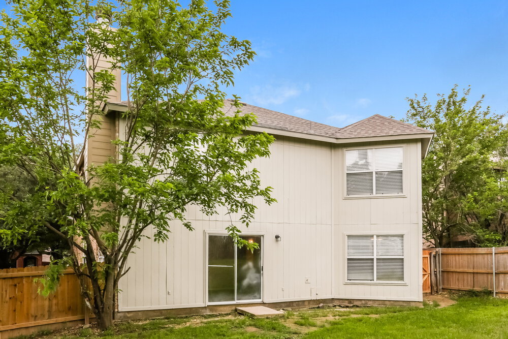 Building Photo - 629 Gibson St