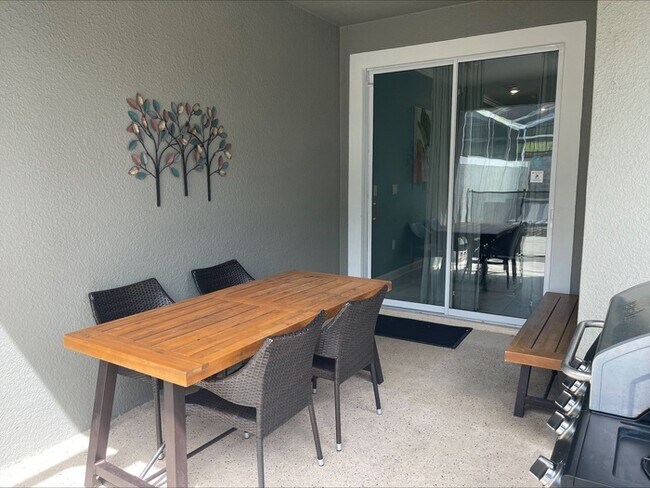 Building Photo - Furnished 4 bedroom Resort Community Townhome
