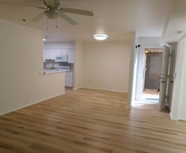 Building Photo - 87A W Bluebell Ln