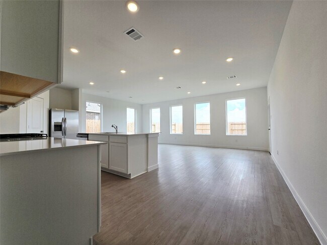 Building Photo - 3112 Ruby Rdg Dr