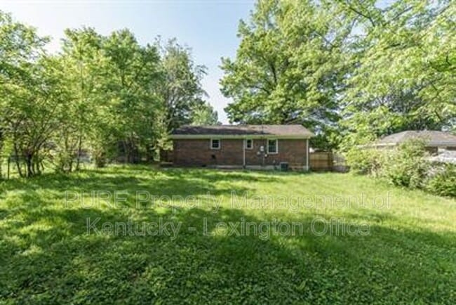 Building Photo - 316 Longview Dr