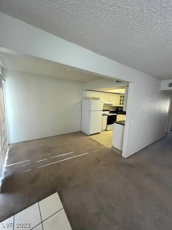 Building Photo - 241 Misty Isle Ln